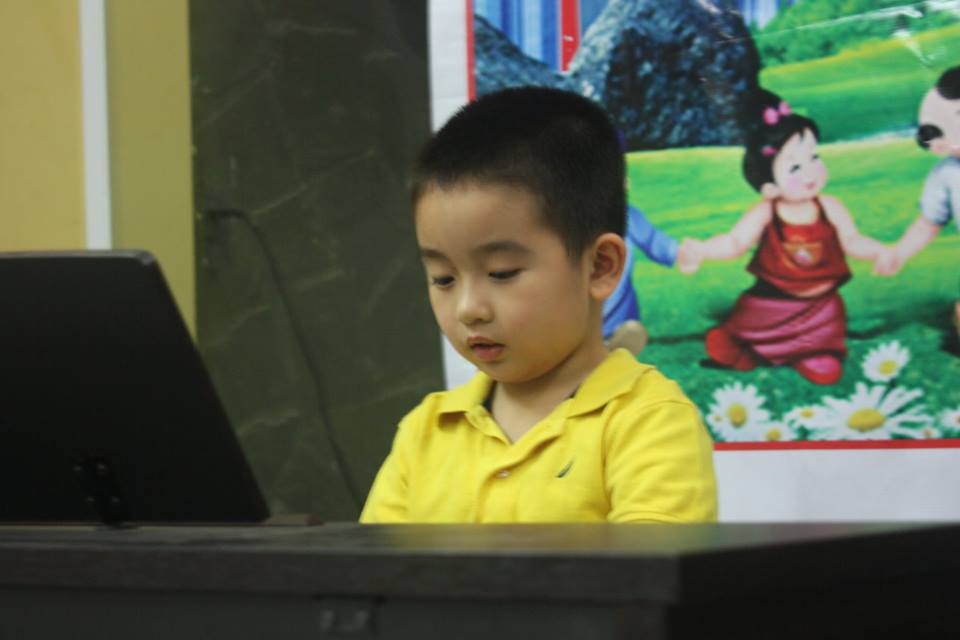 Học viên Gia Bảo lớp Piano