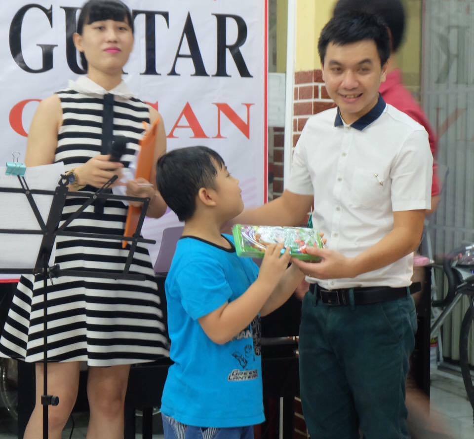 14341813_956093481163205_481913551_n