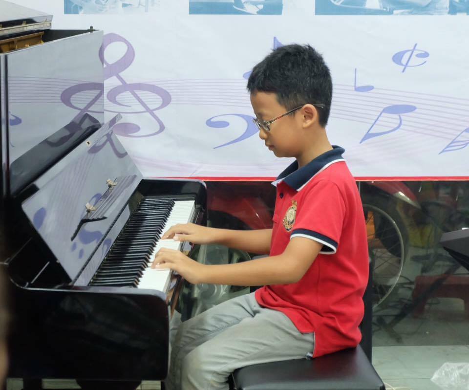 14355838_956093031163250_2106429526_n